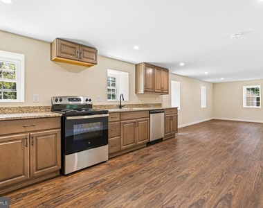 2315 Hickory - Photo Thumbnail 10