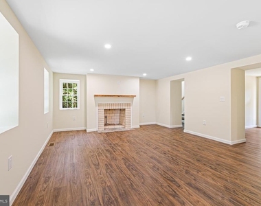 2315 Hickory - Photo Thumbnail 7