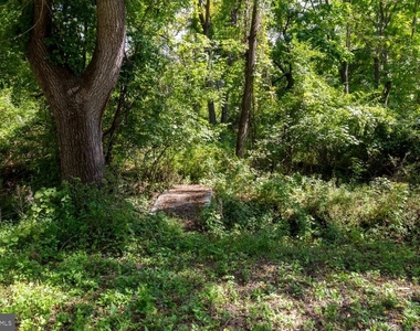 2315 Hickory - Photo Thumbnail 9