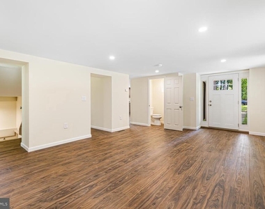 2315 Hickory - Photo Thumbnail 6