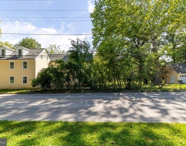 2315 Hickory - Photo Thumbnail 4