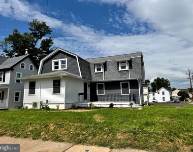 77 Byberry Road - Photo Thumbnail 1