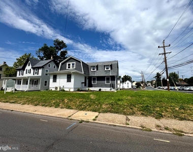 77 Byberry Road - Photo Thumbnail 7