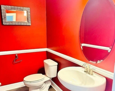 120 Filigree Way - Photo Thumbnail 24