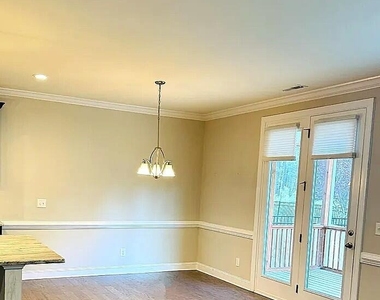 120 Filigree Way - Photo Thumbnail 21