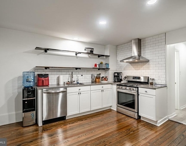 445 E Main Street - Photo Thumbnail 6