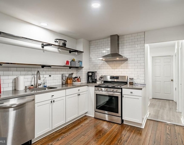 445 E Main Street - Photo Thumbnail 4