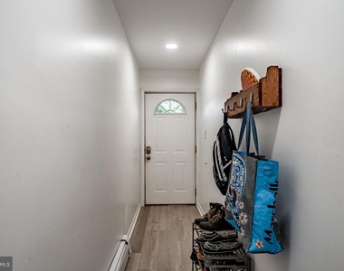 445 E Main Street - Photo Thumbnail 13