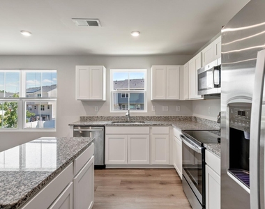 4642 Great Egret Way - Photo Thumbnail 9