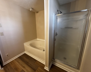 259 Waterdown Drive - Photo Thumbnail 25