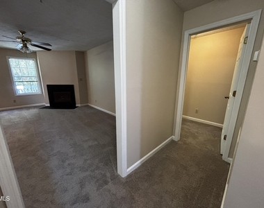 259 Waterdown Drive - Photo Thumbnail 18