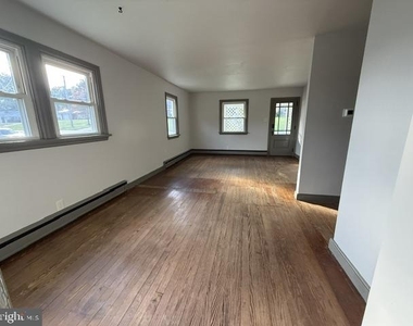 1013 Buck Road - Photo Thumbnail 6