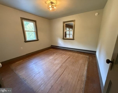 1013 Buck Road - Photo Thumbnail 11