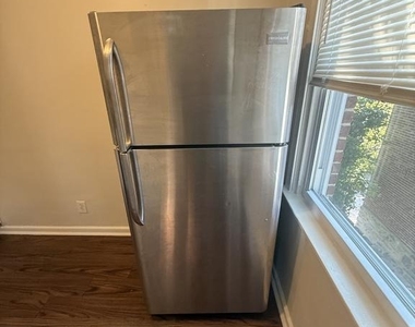 3830 Berkley Avenue - Photo Thumbnail 6