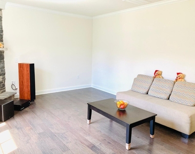 237 Kentigern Drive - Photo Thumbnail 11