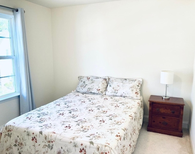237 Kentigern Drive - Photo Thumbnail 18