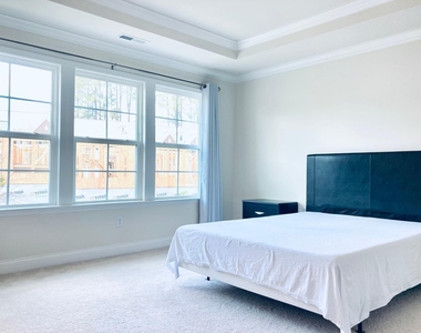 237 Kentigern Drive - Photo Thumbnail 23