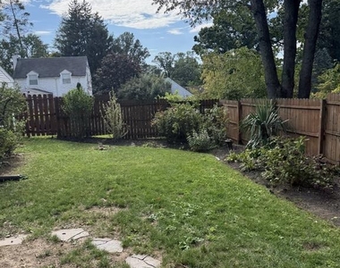 635 Lukens Ave - Photo Thumbnail 25
