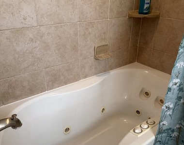 635 Lukens Ave - Photo Thumbnail 18