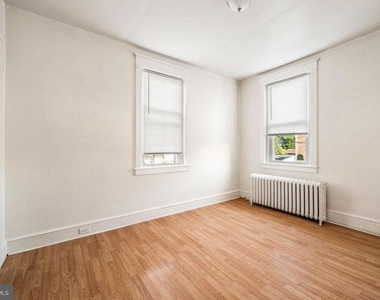 139 E Plumstead Avenue - Photo Thumbnail 1