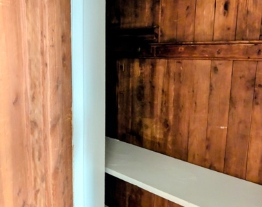 6703 North Greenview Avenue - Photo Thumbnail 10