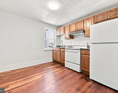 162 Rosemont Avenue - Photo Thumbnail 7