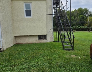 3050 State Road - Photo Thumbnail 1