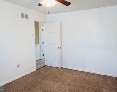 312 Galean Drive - Photo Thumbnail 10
