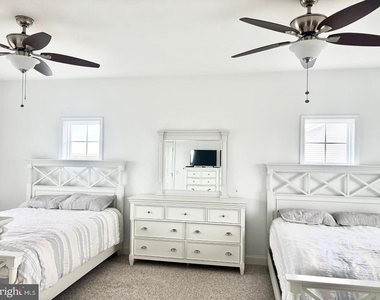448 Dock Road - Photo Thumbnail 12