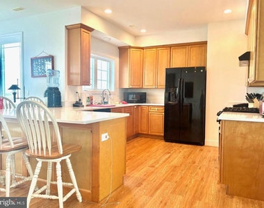 448 Dock Road - Photo Thumbnail 9