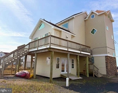 448 Dock Road - Photo Thumbnail 19