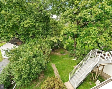 74 Spruce Street - Photo Thumbnail 11