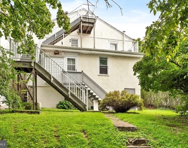 74 Spruce Street - Photo Thumbnail 14