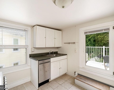 74 Spruce Street - Photo Thumbnail 8