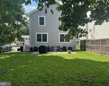 231 S Main Street - Photo Thumbnail 12