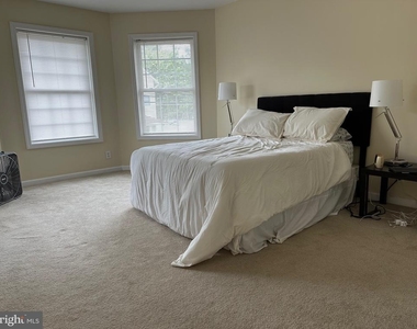 231 S Main Street - Photo Thumbnail 11