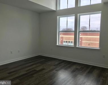 43 Princeton Hightstown Rd - Photo Thumbnail 1