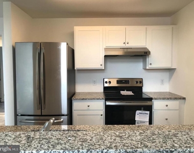 43 Princeton Hightstown Rd - Photo Thumbnail 7
