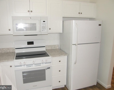 23337 Red Oak Court - Photo Thumbnail 2