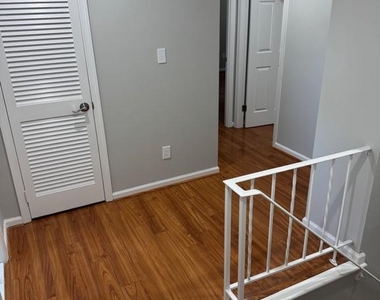 8931 Bluffwood Court - Photo Thumbnail 40