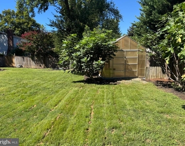 8931 Bluffwood Court - Photo Thumbnail 4