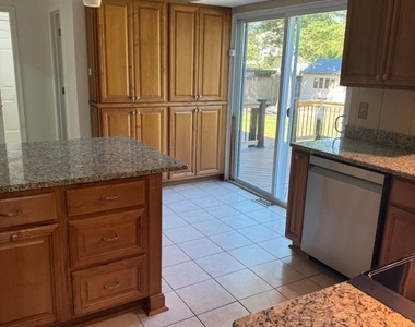 8931 Bluffwood Court - Photo Thumbnail 28