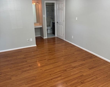 8931 Bluffwood Court - Photo Thumbnail 41