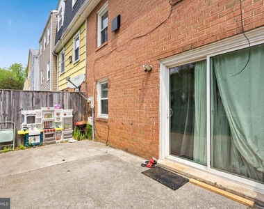 81 Watkins Park Drive - Photo Thumbnail 18
