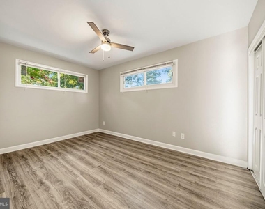 12807 Jackson Drive - Photo Thumbnail 11