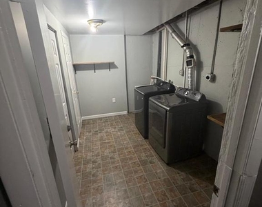 8458 Snowden Oaks Place - Photo Thumbnail 10