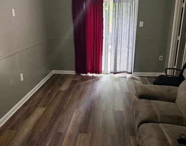 8458 Snowden Oaks Place - Photo Thumbnail 9