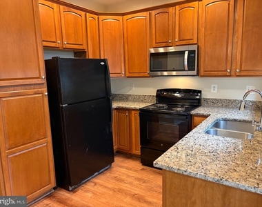 5618 Lanier Avenue - Photo Thumbnail 25