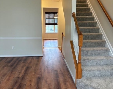 5618 Lanier Avenue - Photo Thumbnail 5