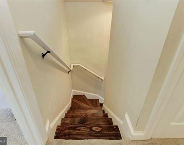 3406 39th Avenue - Photo Thumbnail 14